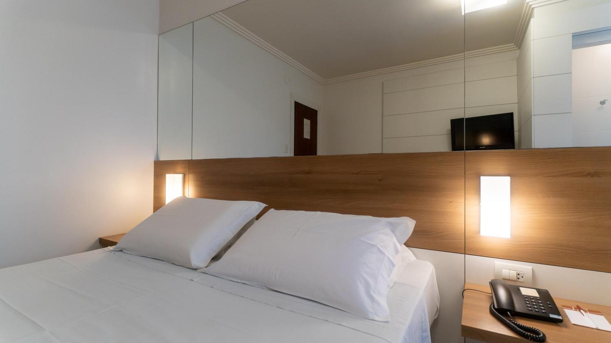 Hotel Glória Blumenau Kültér fotó